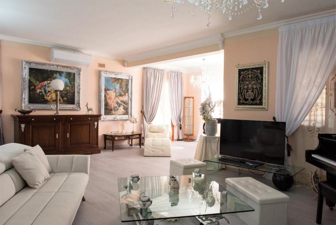 Villa Aversa กัสเตลลัมมาเร เดล โกลโฟ ภายนอก รูปภาพ