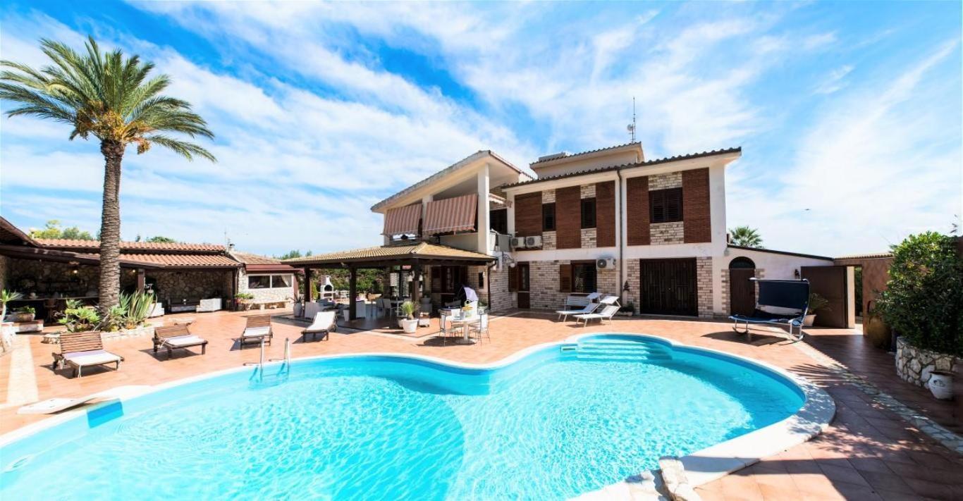 Villa Aversa กัสเตลลัมมาเร เดล โกลโฟ ภายนอก รูปภาพ