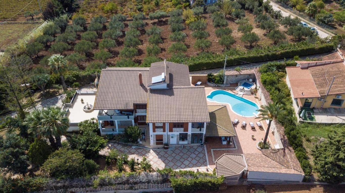 Villa Aversa กัสเตลลัมมาเร เดล โกลโฟ ภายนอก รูปภาพ